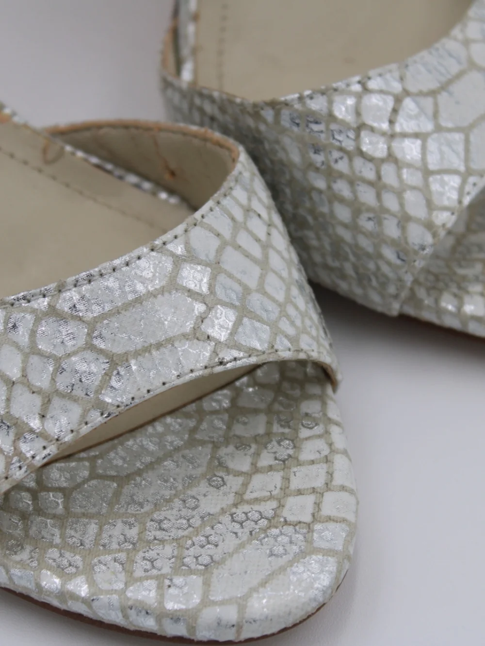 BCBGeneration Snakeskin Strappy Heels Silver Cream Size 9